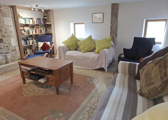 Les Rossignols 度假居 *